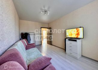 Продам 2-ком. квартиру, 51.2 м2, Мурино, Петровский бульвар, 14к4, ЖК Краски Лета