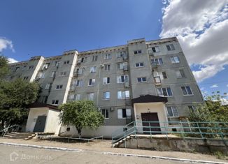 Продаю 4-комнатную квартиру, 85.18 м2, Элиста, 8-й микрорайон, 33, 8-й микрорайон