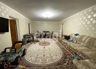 Продам четырехкомнатную квартиру, 98.5 м2, Симферополь, улица Беспалова, 154