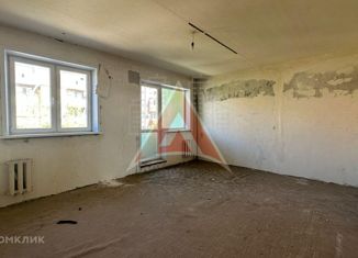 Продам 2-ком. квартиру, 99.1 м2, Астрахань, улица Софьи Перовской, 99к1, Кировский район