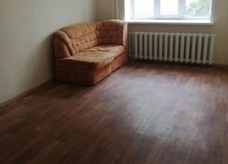 Продам 2-комнатную квартиру, 29.9 м2, Тольятти, улица Дзержинского, 19, Автозаводский район