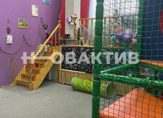 Офис на продажу, 50 м2, Новосибирск, улица Михаила Кулагина, 35, метро Золотая Нива