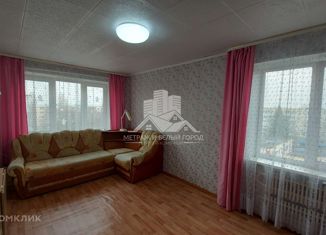 Продаю трехкомнатную квартиру, 61.6 м2, Строитель, Промышленная улица, 40