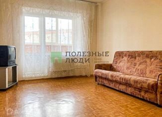 Сдам однокомнатную квартиру, 46 м2, Самарская область, Молодёжная улица, 6Б