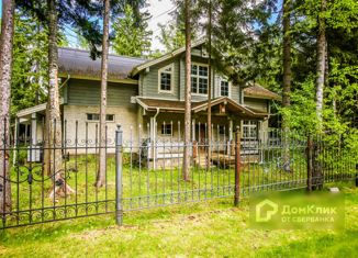 Продаю дом, 800 м2, территория ДЗ Шервуд