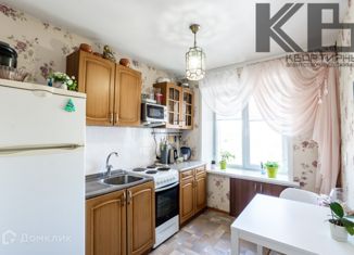Продаю 2-комнатную квартиру, 42 м2, Новосибирск, улица Лазарева, 29, улица Лазарева