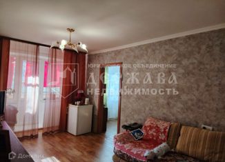 Продам трехкомнатную квартиру, 57 м2, Междуреченск, улица Юдина, 2