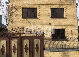 Продаю дом, 313 м2, поселок городского типа Горячеводский, Советская улица, 102