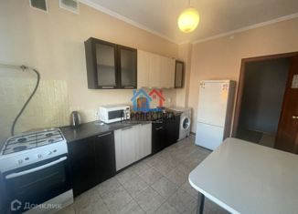 2-ком. квартира в аренду, 45 м2, Тобольск, Летняя улица, 31