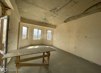 Продается трехкомнатная квартира, 118 м2, Ингушетия, улица Мочко Базоркина, 4