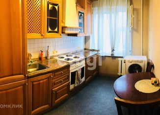 Сдам двухкомнатную квартиру, 47 м2, Новосибирск, улица Крылова, 41, улица Крылова