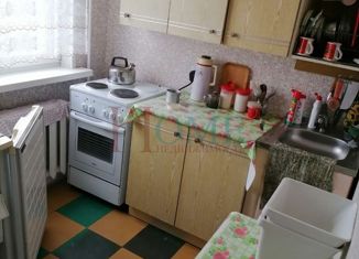 Сдам в аренду двухкомнатную квартиру, 40 м2, Новосибирск, улица Молодости, 6