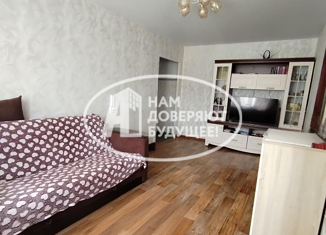 Продается 4-ком. квартира, 60 м2, Верещагино, Пролетарская улица, 56