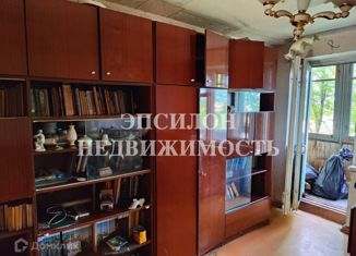 Продаю трехкомнатную квартиру, 60 м2, Курская область, улица Скорятина, 190А