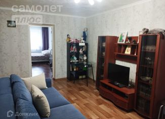 Продается трехкомнатная квартира, 58 м2, Республика Башкортостан, улица Революционеров, 16