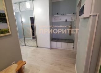 Трехкомнатная квартира на продажу, 79.2 м2, Якутск, улица Клары Цеткин, 49, Строительный округ