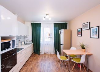Трехкомнатная квартира на продажу, 80 м2, Новосибирск, улица Марата, 6, улица Марата