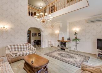 Сдается в аренду дом, 400 м2, деревня Веледниково, Усадебная улица