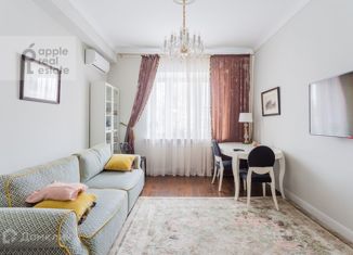 Аренда трехкомнатной квартиры, 100 м2, Москва, Малая Никитская улица, 16/5, метро Баррикадная