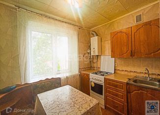 Продам 3-ком. квартиру, 52 м2, Оренбург, проспект Победы, 113