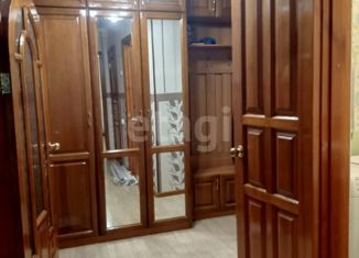 Продам 2-ком. квартиру, 64.7 м2, Бирск, улица Мира, 148