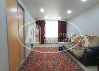 Продается двухкомнатная квартира, 45.3 м2, Можга, улица Азина, 28