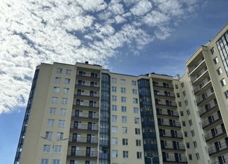 Продается 1-комнатная квартира, 34.6 м2, деревня Куттузи, Уланская улица, 1