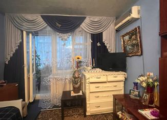 Продажа 1-ком. квартиры, 29 м2, Волгоград, улица Тулака, 10