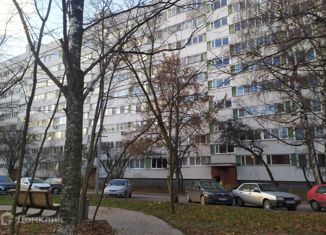 Продажа 1-комнатной квартиры, 30.7 м2, Санкт-Петербург, проспект Маршала Жукова, 56к1, муниципальный округ Ульянка