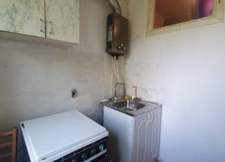 2-ком. квартира на продажу, 47.4 м2, Армянск, микрорайон имени Генерала Васильева, 3