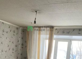 Продаю двухкомнатную квартиру, 48.9 м2, Набережные Челны, Магистральная улица, 8