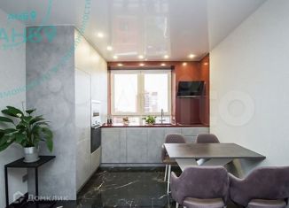 Продам квартиру студию, 68.5 м2, Новосибирск, улица Серафимовича, 20, улица Серафимовича