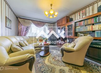 Продам трехкомнатную квартиру, 72 м2, Санкт-Петербург, проспект КИМа, 9, проспект КИМа