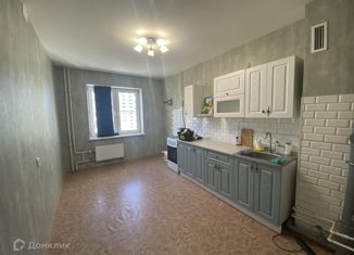 Продается 1-ком. квартира, 31 м2, Краснодар, улица Герцена, 176, улица Герцена