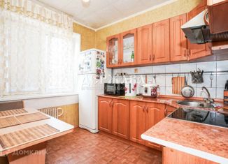 Продам трехкомнатную квартиру, 64.9 м2, Белгородская область, микрорайон Восточный, 12