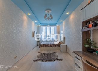 Продается 2-ком. квартира, 62.3 м2, Санкт-Петербург, улица Ворошилова, 27к1, улица Ворошилова
