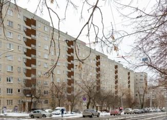 Продается трехкомнатная квартира, 57.7 м2, Екатеринбург, улица Тверитина, 11, улица Тверитина