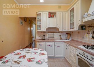 Продам 3-ком. квартиру, 98.5 м2, Москва, Измайловский бульвар, 60/10