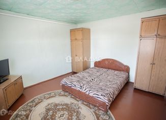 Продается трехкомнатная квартира, 63.5 м2, село Ивановка, Колхозная улица, 24