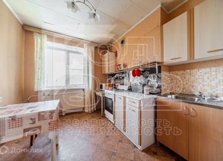 Сдам 2-комнатную квартиру, 46.3 м2, Ломоносов, улица Жоры Антоненко, 8