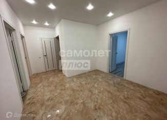 Продам 3-ком. квартиру, 95 м2, Краснодар, улица им. Героя Яцкова И.В., 12, улица им. Героя Яцкова И.В.