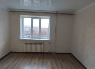 Продаю 2-ком. квартиру, 49 м2, Нальчик, район Стрелка, улица Идарова, 162