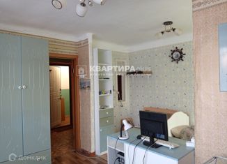 Продается 1-комнатная квартира, 25 м2, Невьянск, улица Матвеева, 20