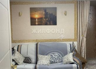 Продам 3-комнатную квартиру, 43 м2, Калининград, улица Фрунзе, 97, Ленинградский район