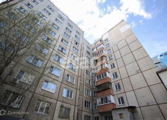 Продам квартиру студию, 23 м2, Челябинск, улица Молодогвардейцев, 33, Калининский район