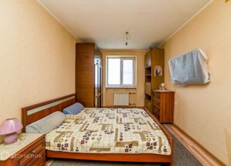 Продаю комнату, 48 м2, Екатеринбург, улица Бебеля, 146, улица Бебеля