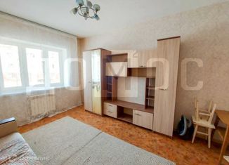 Продается четырехкомнатная квартира, 100 м2, Свердловская область, улица Виктора Чечвия, 4