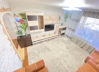 Продается 3-ком. квартира, 63.5 м2, село Черемное, улица Ленина, 14