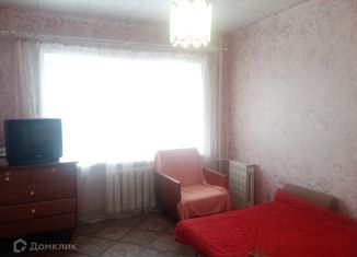 Сдача в аренду комнаты, 12 м2, Киров, Октябрьский проспект, 22