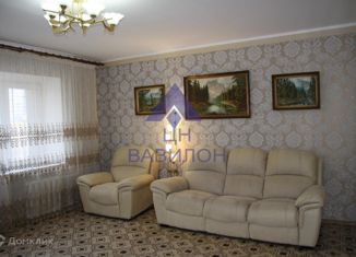 Продаю четырехкомнатную квартиру, 111.7 м2, Волгодонск, проспект Курчатова, 13